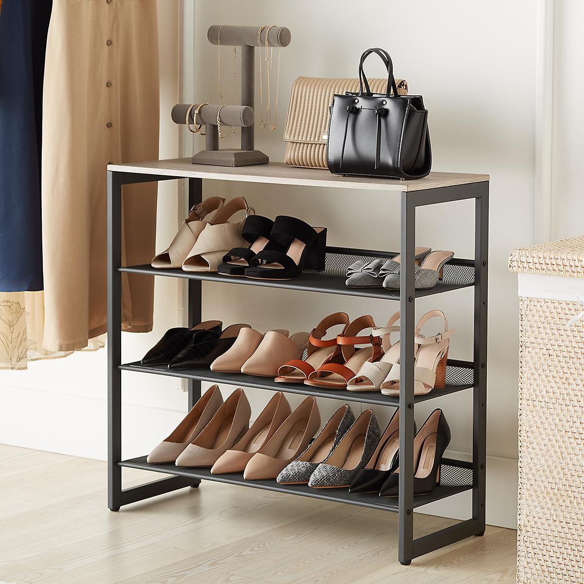 82-entry shoe rack